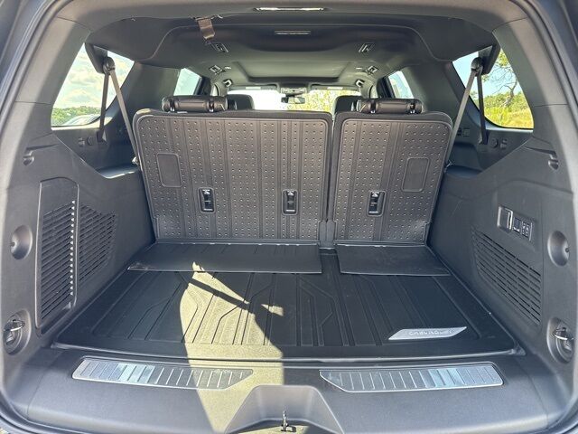 2025 Chevrolet Suburban Premier Kerrville TX