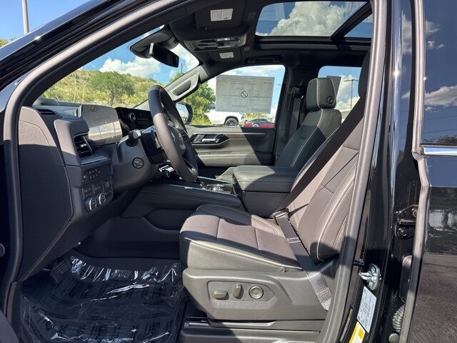 2025 Chevrolet Suburban Premier  TX