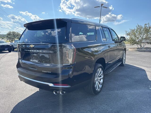 2025 Chevrolet Suburban Premier  TX