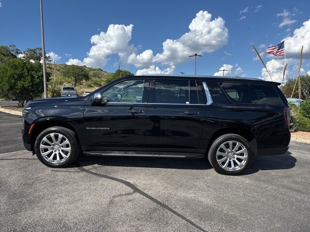 2025 Chevrolet Suburban Premier  TX