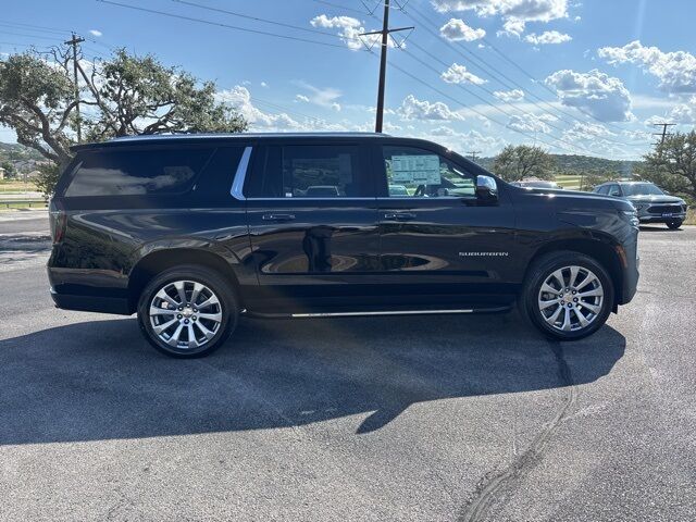 2025 Chevrolet Suburban Premier  TX