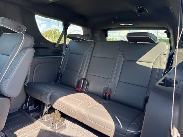 2025 Chevrolet Suburban Premier  TX