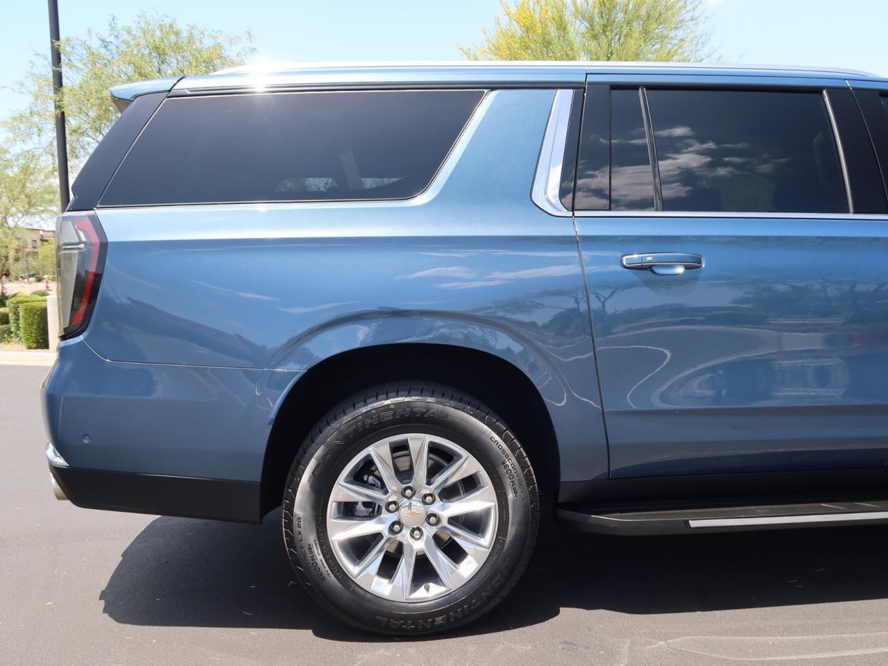 2025 Chevrolet Suburban Premier 4WD Lakeshore Blue Scottsdale AZ