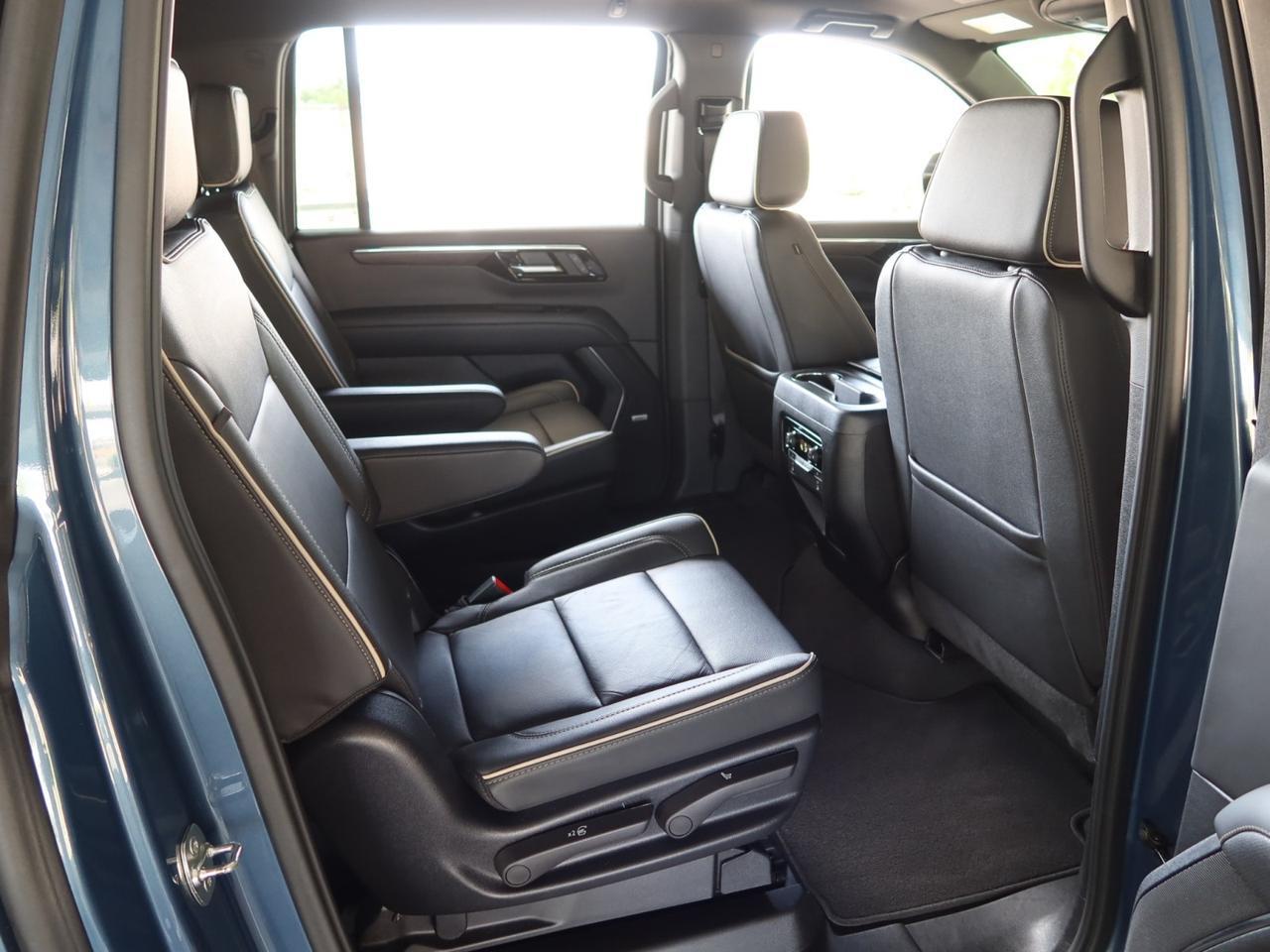 2025 Chevrolet Suburban Premier 4WD Lakeshore Blue Scottsdale AZ