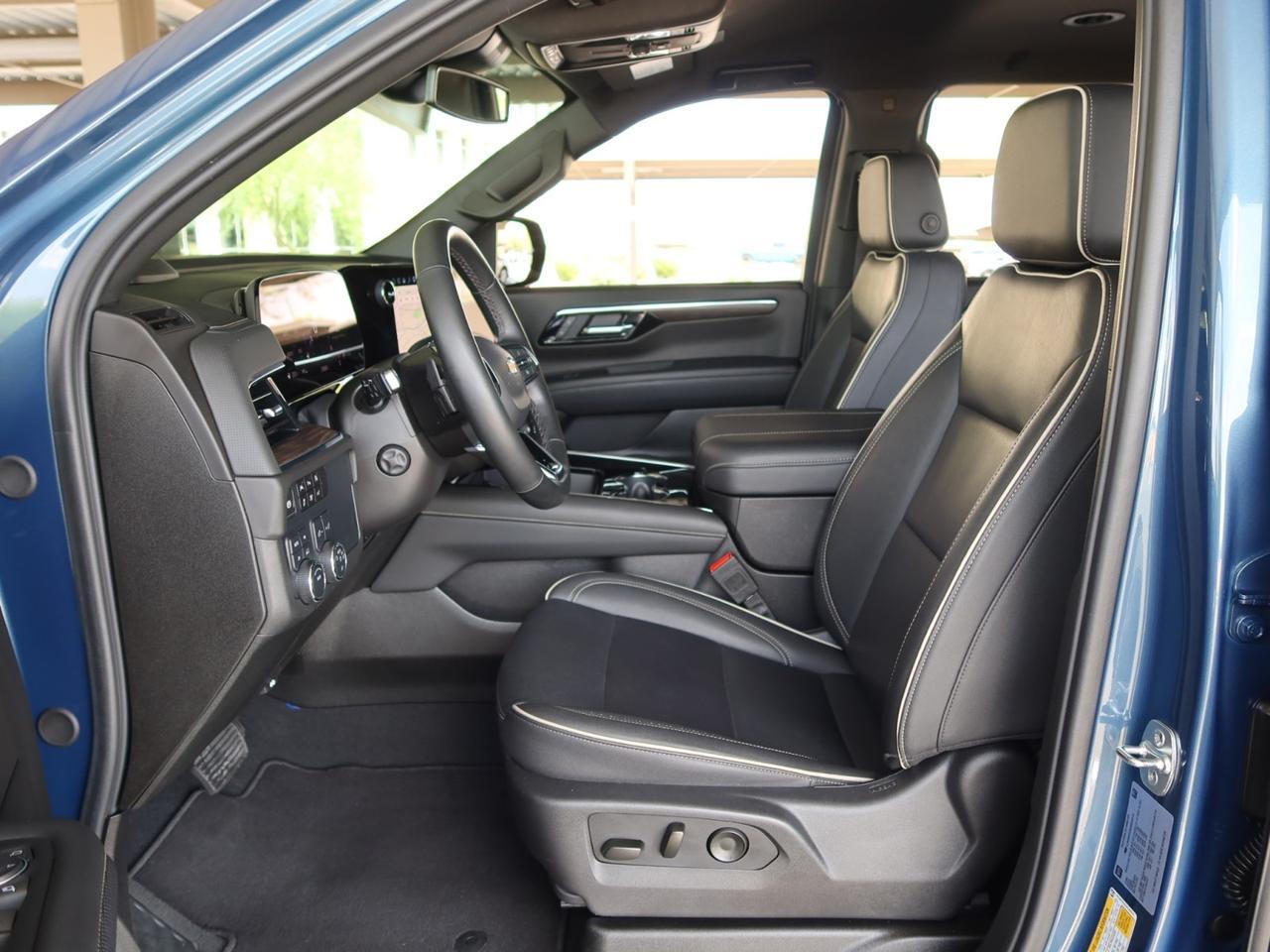 2025 Chevrolet Suburban Premier 4WD Lakeshore Blue Scottsdale AZ