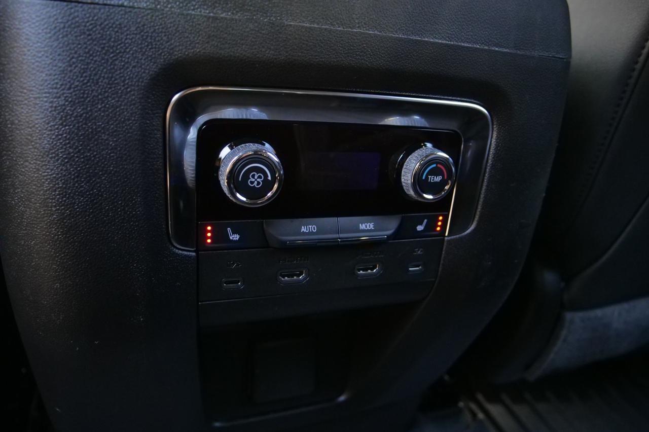 2025 Chevrolet Suburban Premier 4X4 / Duramax Diesel / Rear Entertainment! Lincolnton NC