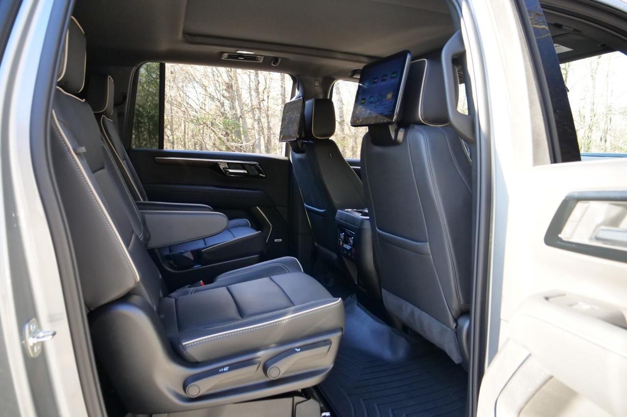 2025 Chevrolet Suburban Premier 4X4 / Duramax Diesel / Rear Entertainment! Lincolnton NC