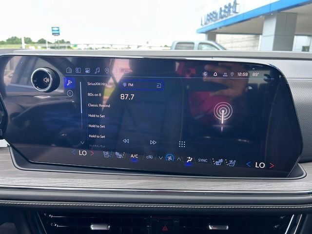 2025 Chevrolet Suburban Premier Farmington MO