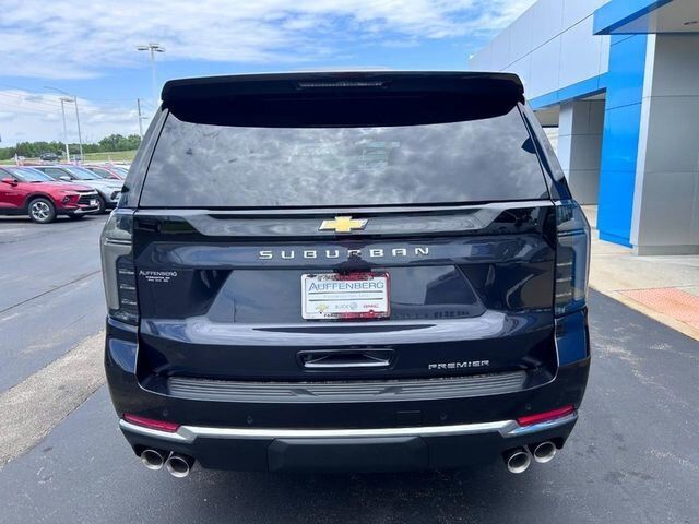 2025 Chevrolet Suburban Premier Farmington MO