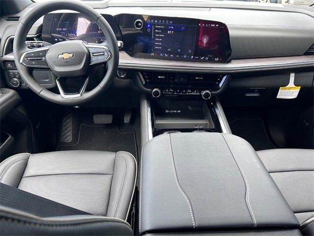 2025 Chevrolet Suburban Premier Farmington MO