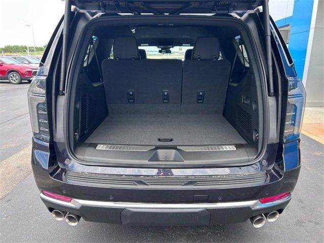 2025 Chevrolet Suburban Premier Farmington MO