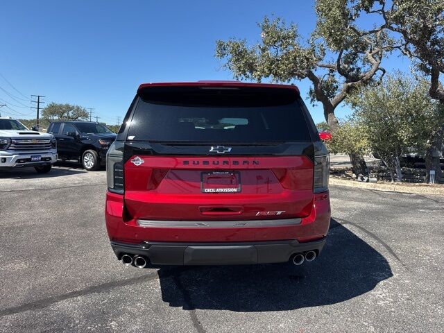 2025 Chevrolet Suburban RST Kerrville TX