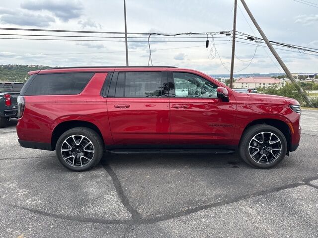 2025 Chevrolet Suburban RST  TX