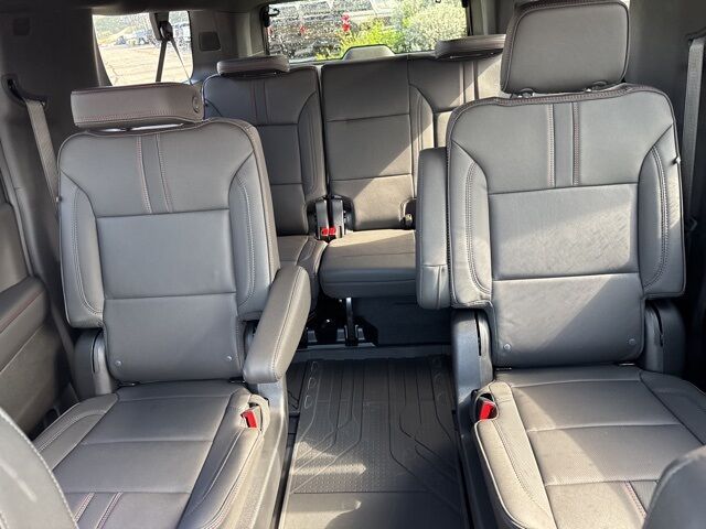 2025 Chevrolet Suburban RST TX 2025 Chevrolet Suburban RST TX