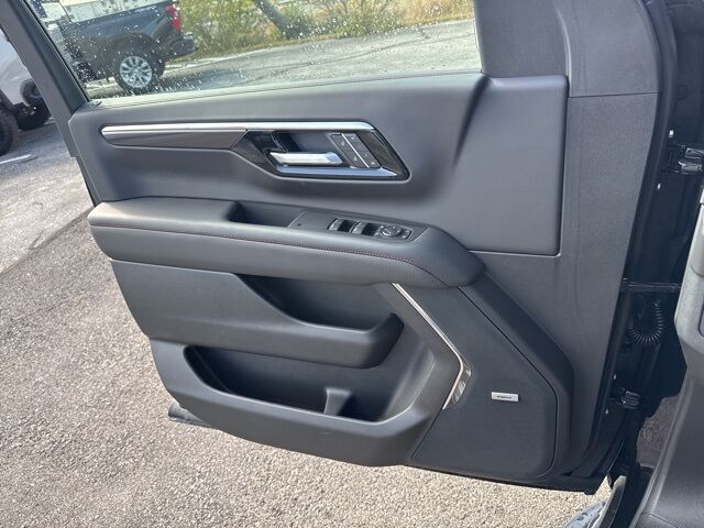 2025 Chevrolet Suburban RST TX 2025 Chevrolet Suburban RST TX