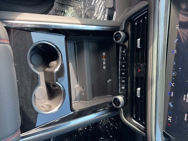 2025 Chevrolet Suburban RST TX 2025 Chevrolet Suburban RST TX