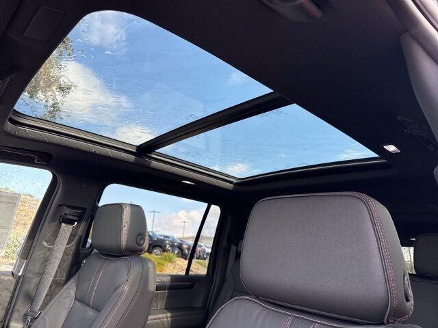 2025 Chevrolet Suburban RST TX 2025 Chevrolet Suburban RST TX