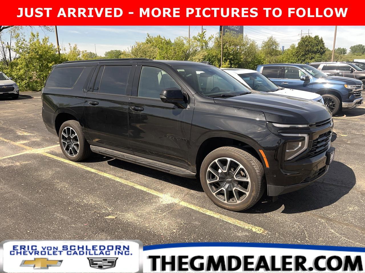 2025 Chevrolet Suburban RST 4WD 3.0L DuramaxDiesel Comfort MaxTraileringPkgs w/Sunroof 2ndRowBuckets HtdStrngWhl HD-SrrndVsn