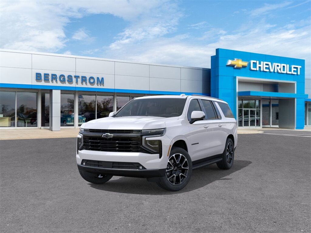 2025 Chevrolet Suburban RST Green Bay WI
