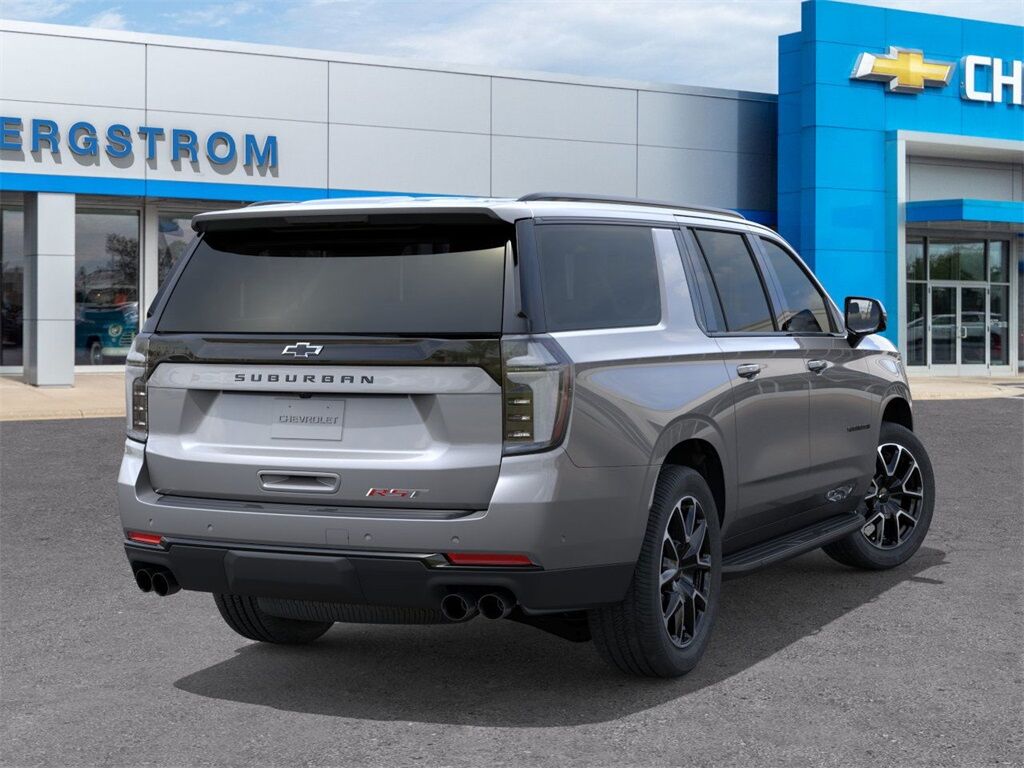 2025 Chevrolet Suburban RST Green Bay WI