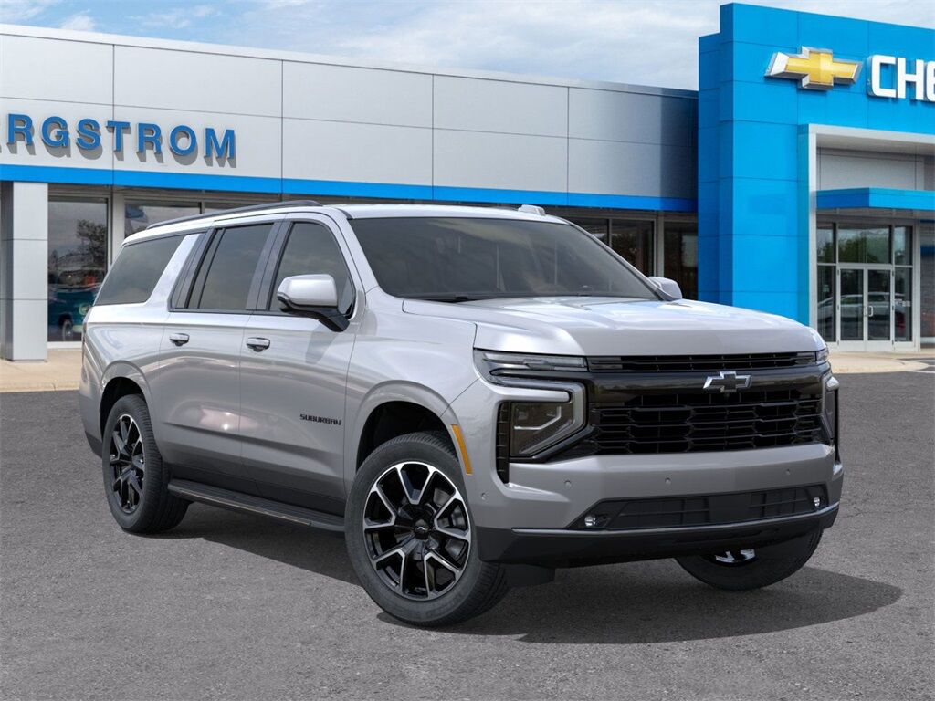 2025 Chevrolet Suburban RST Green Bay WI