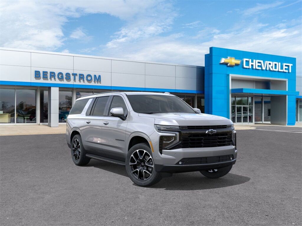 2025 Chevrolet Suburban RST Green Bay WI