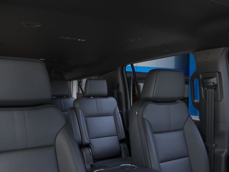 2025 Chevrolet Suburban RST Green Bay WI