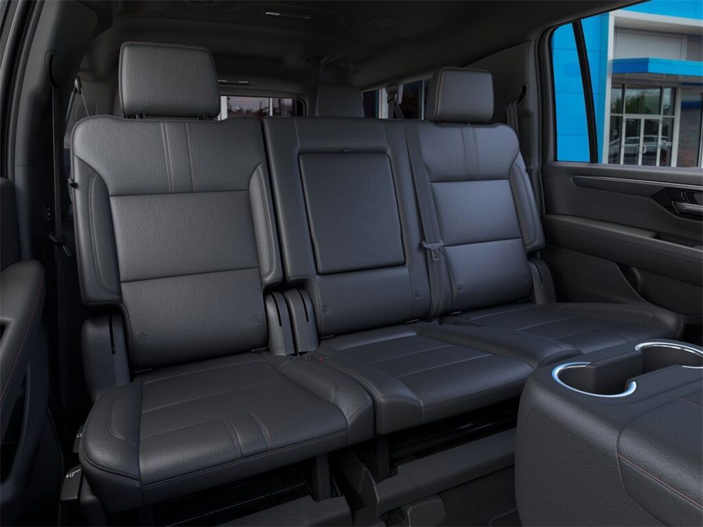 2025 Chevrolet Suburban RST Green Bay WI