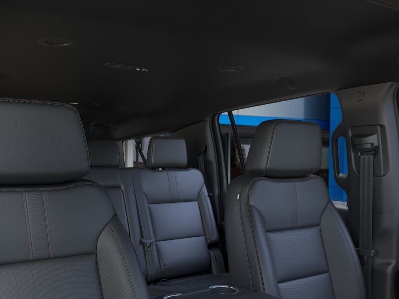 2025 Chevrolet Suburban RST Green Bay WI