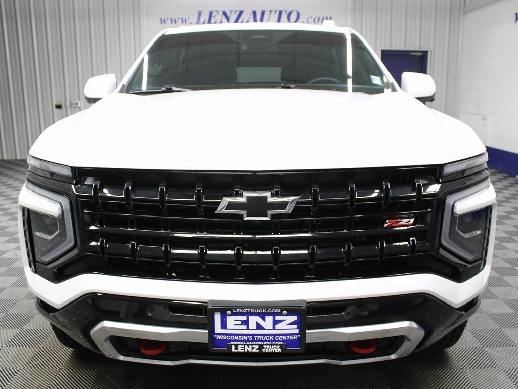 2025 Chevrolet Suburban Z-71 4WD 7 Passenger Fond du Lac WI