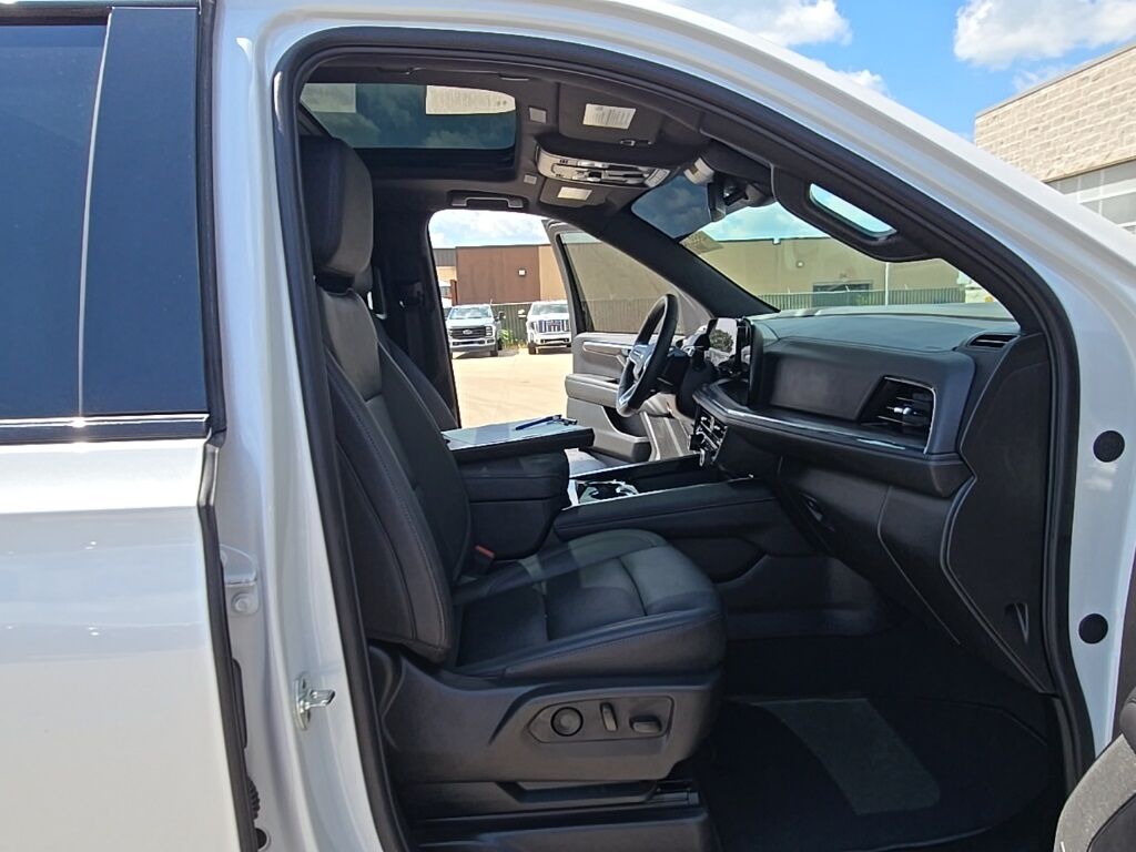 2025 Chevrolet Suburban Z-71 4WD 7 Passenger Fond du Lac WI