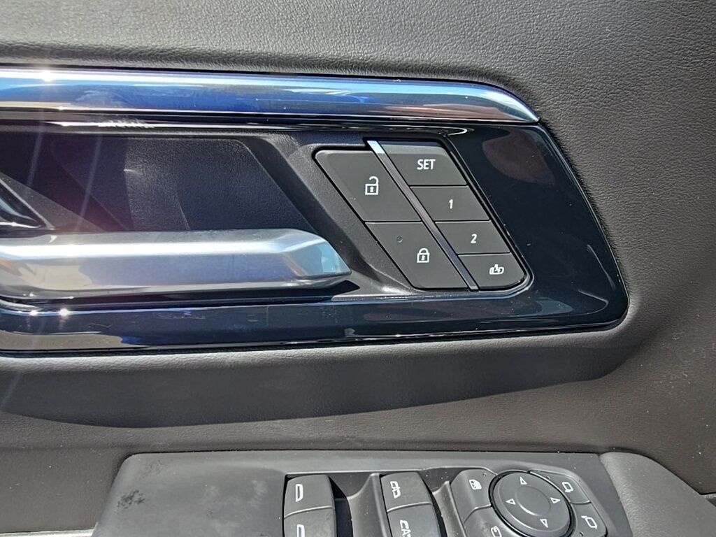 2025 Chevrolet Suburban Z-71 4WD 7 Passenger Fond du Lac WI