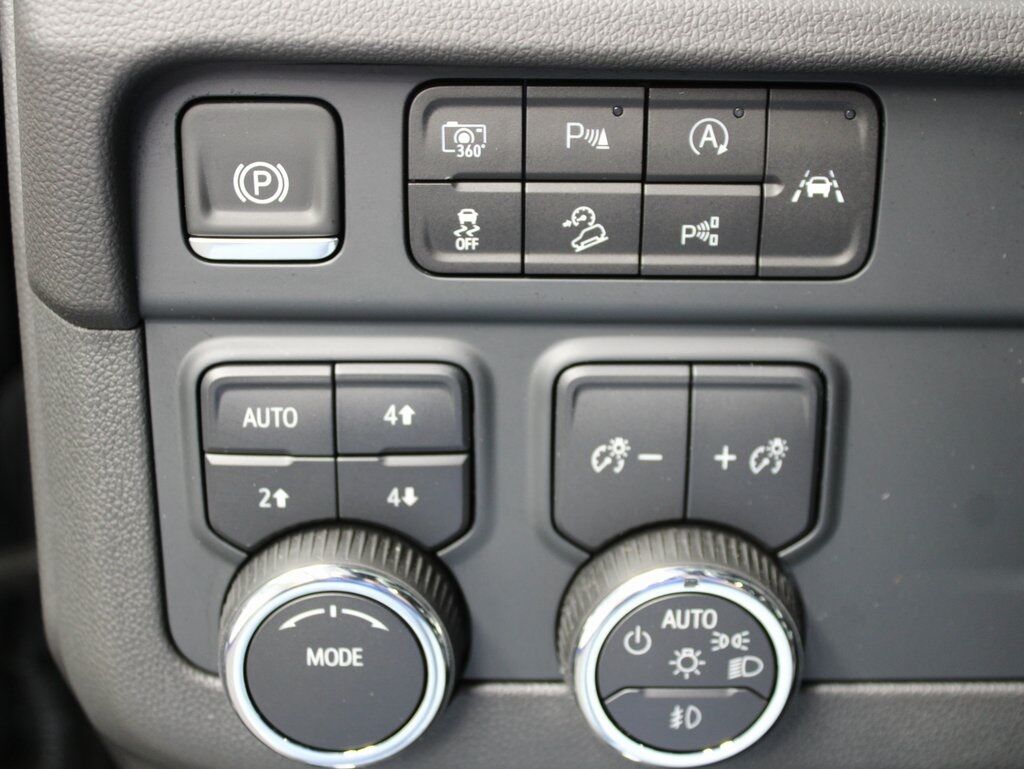 2025 Chevrolet Suburban Z-71 4WD 8 Passenger Fond du Lac WI