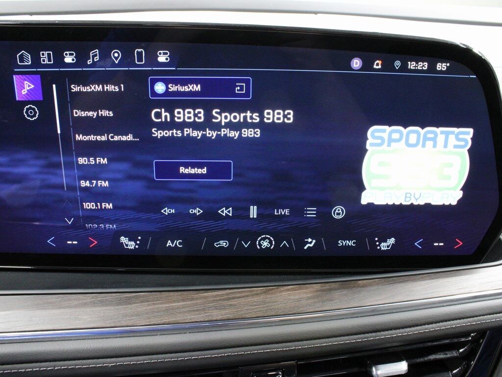 2025 Chevrolet Suburban Z-71 4WD 8 Passenger Fond du Lac WI