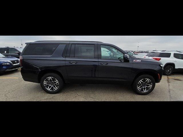 2025 Chevrolet Suburban Z71