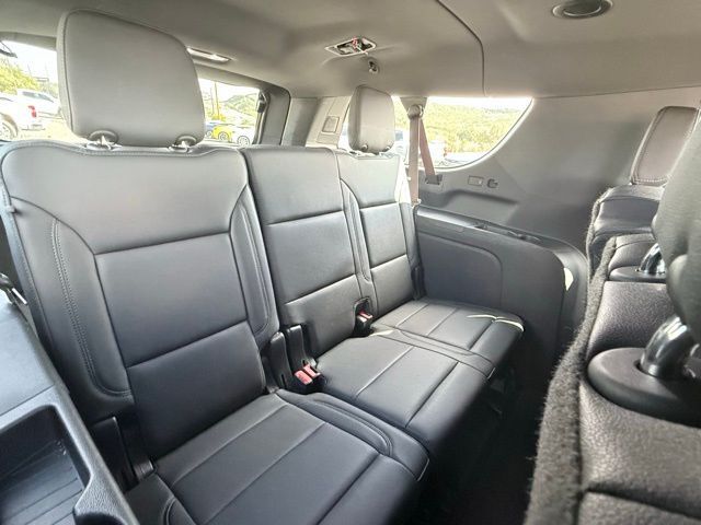 2025 Chevrolet Suburban Z71 Kerrville TX