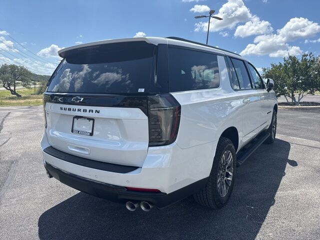2025 Chevrolet Suburban Z71  TX