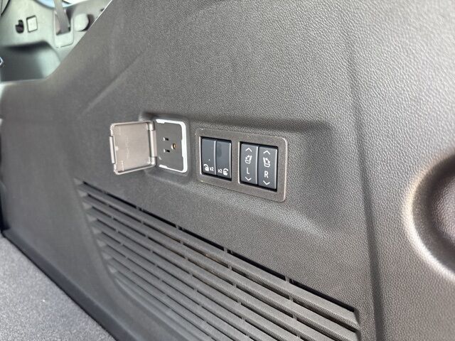 2025 Chevrolet Suburban Z71  TX