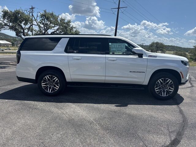 2025 Chevrolet Suburban Z71  TX