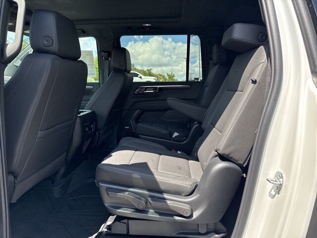2025 Chevrolet Suburban Z71  TX