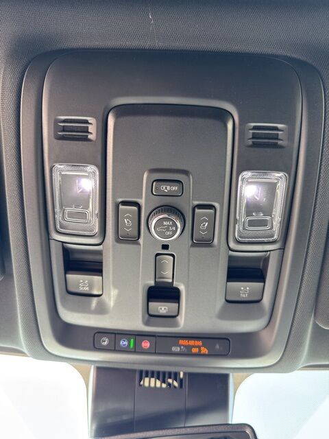 2025 Chevrolet Suburban Z71  TX