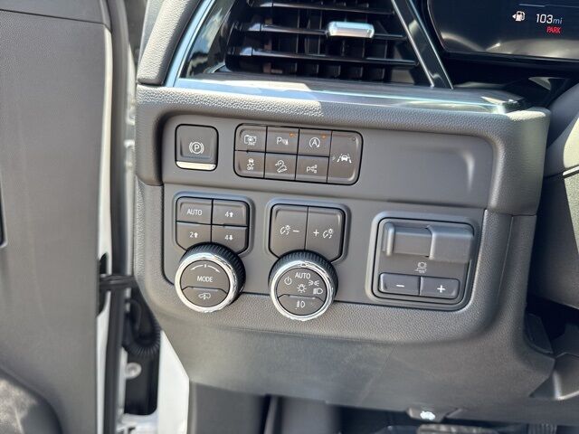 2025 Chevrolet Suburban Z71  TX