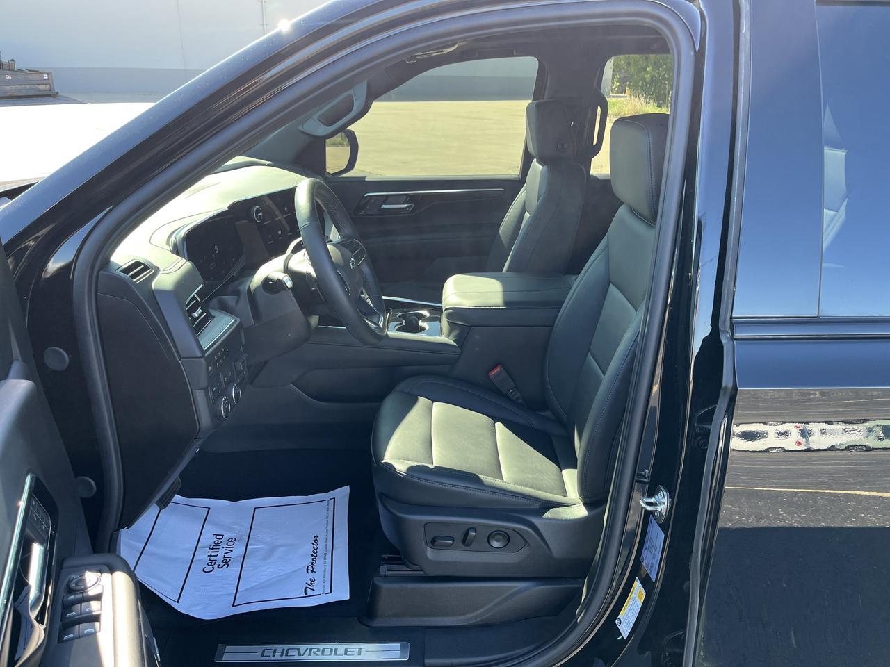 2025 Chevrolet Suburban Z71 4WD 3.0L DuramaxDiesel Comfort MaxTraileringPkgs w/Sunroof 2ndRowBuckets HtdMemLthr HtdStrngWhl Saukville WI