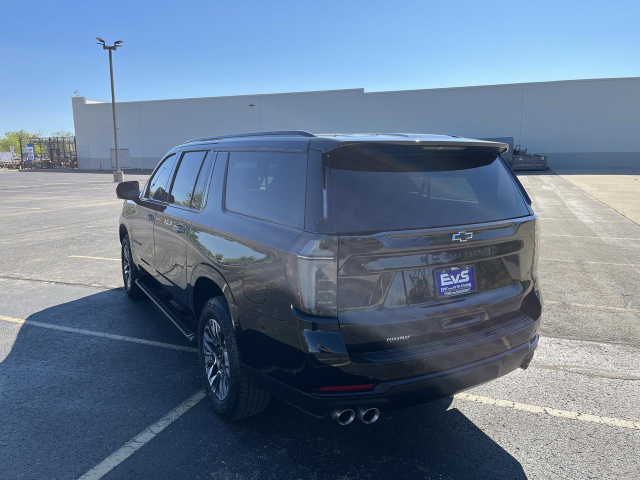 2025 Chevrolet Suburban Z71 4WD 3.0L DuramaxDiesel Comfort MaxTraileringPkgs w/Sunroof 2ndRowBuckets HtdMemLthr HtdStrngWhl Saukville WI