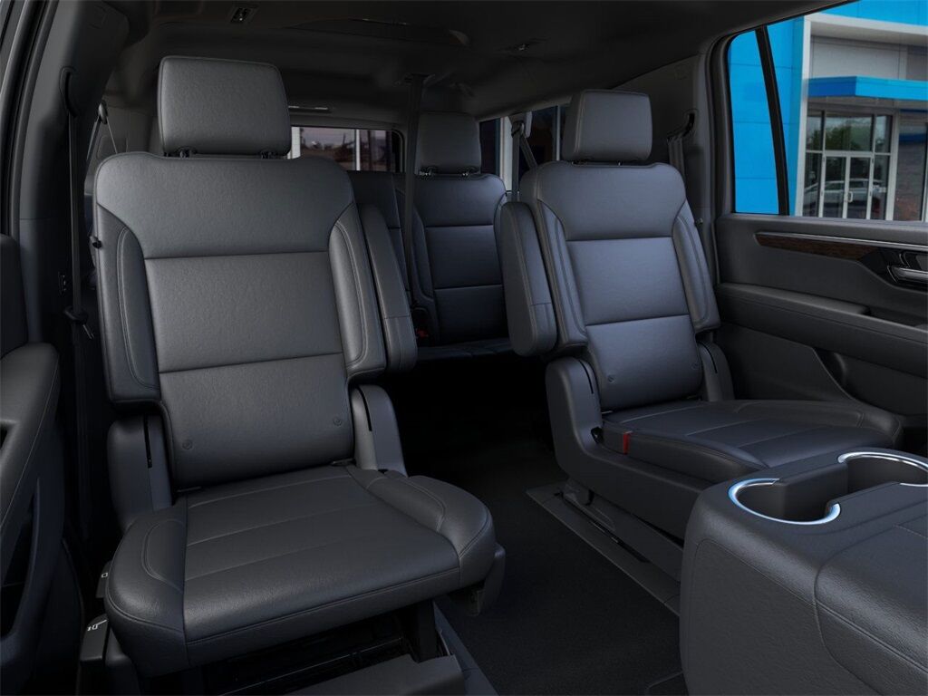 2025 Chevrolet Suburban Z71 Green Bay WI