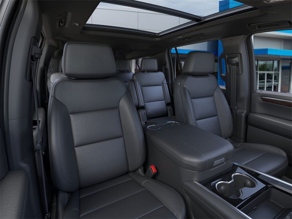 2025 Chevrolet Suburban Z71 Green Bay WI