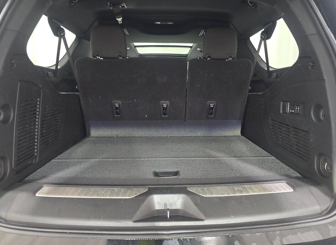 2025 Chevrolet Suburban Z71 Panoramic Roof Bose Sound Portland OR