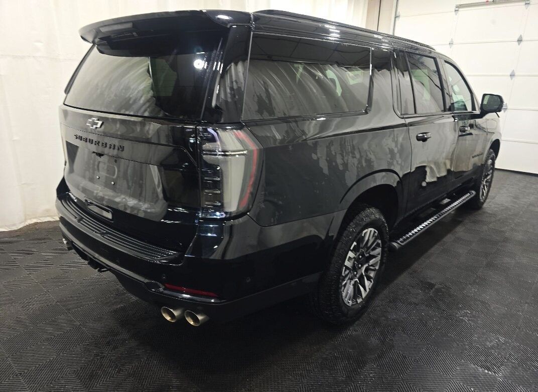 2025 Chevrolet Suburban Z71 Panoramic Roof Bose Sound Portland OR