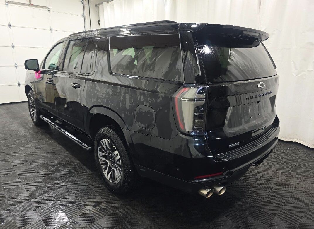 2025 Chevrolet Suburban Z71 Panoramic Roof Bose Sound Portland OR