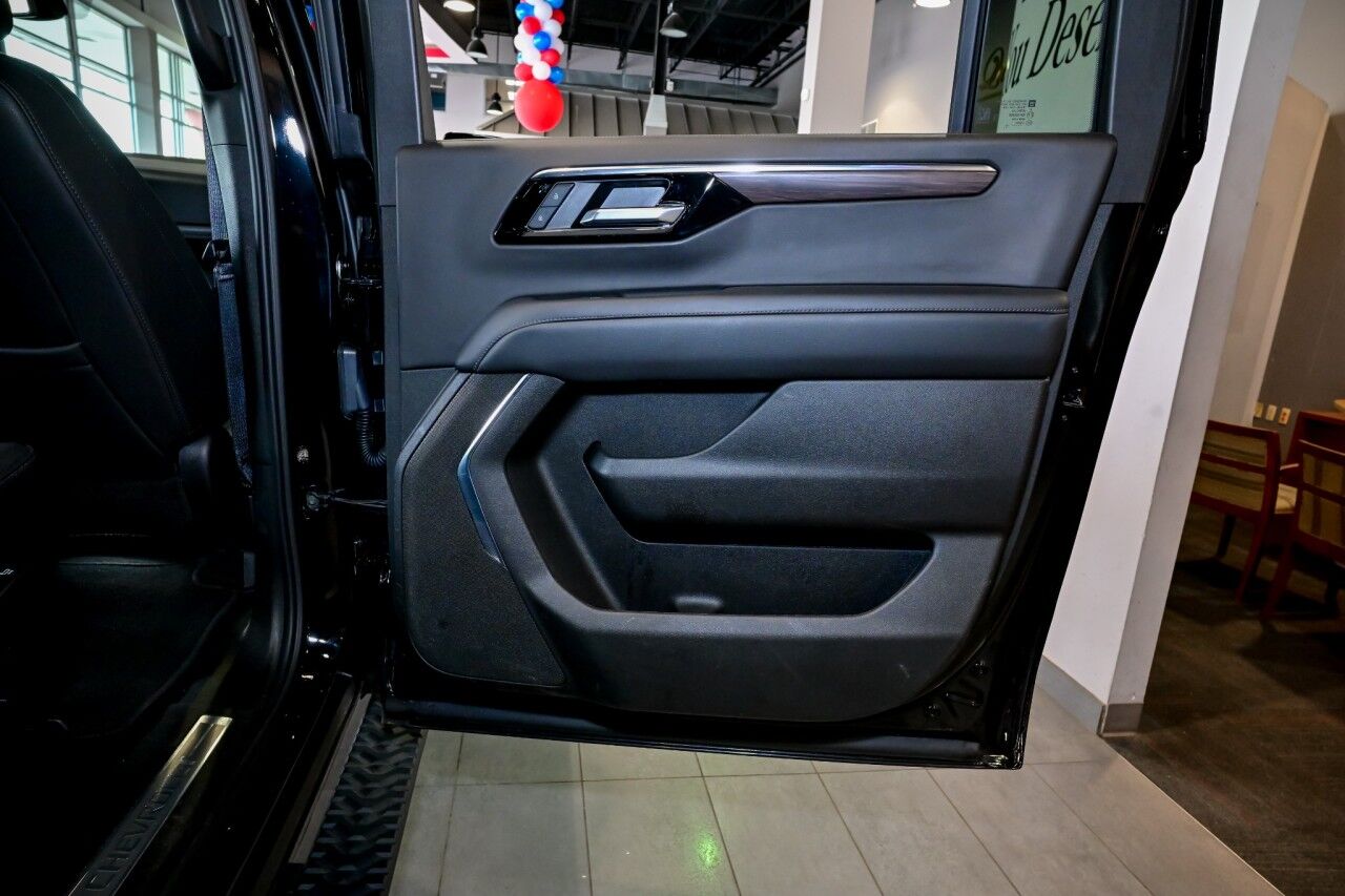 2025 Chevrolet Suburban Z71 Springfield NJ